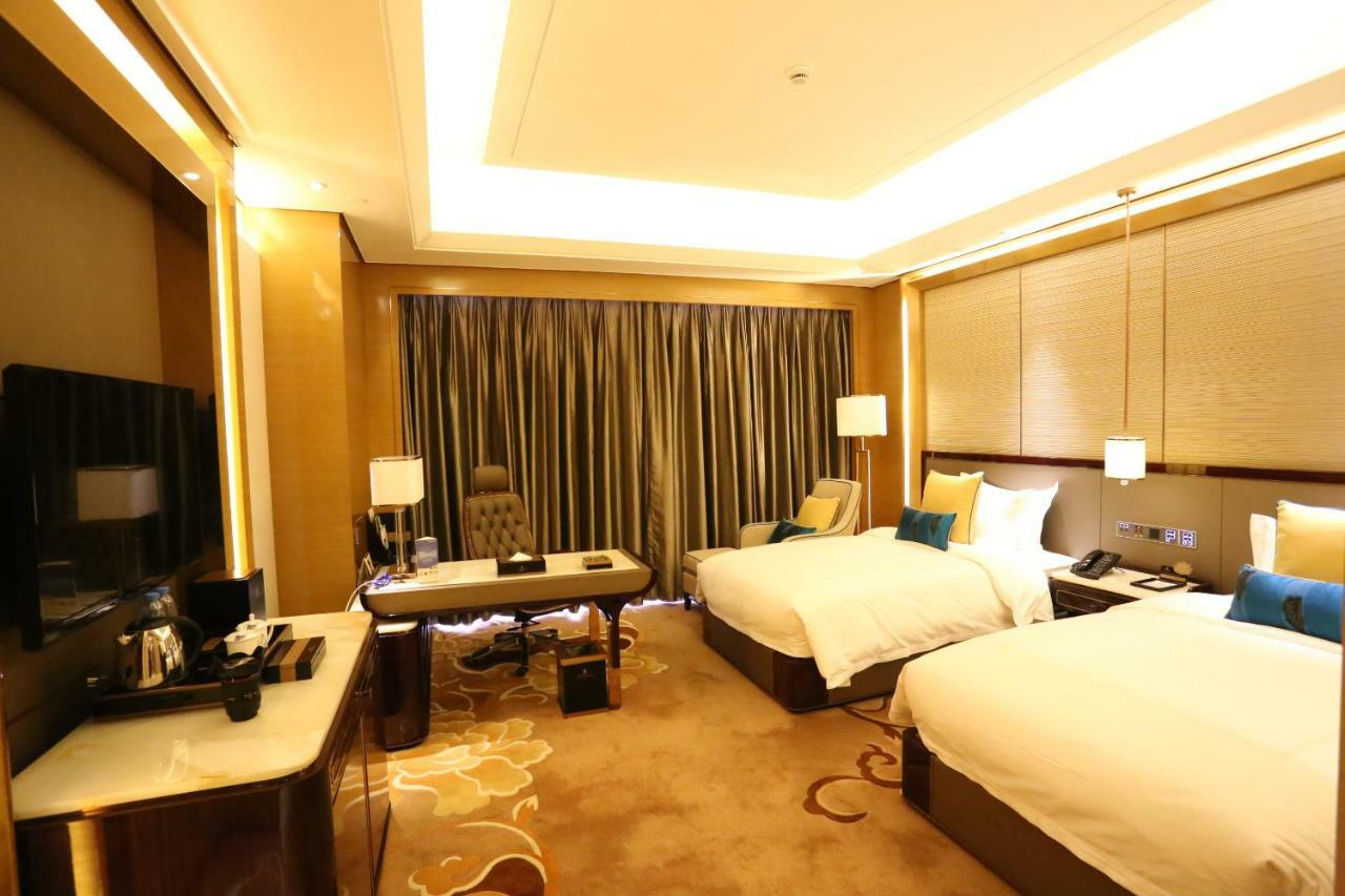 Jinjiang International Hotel Urumqi Exterior photo